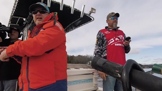 Weiss Lake Whoppers With Captain Fishbait – S07 E03